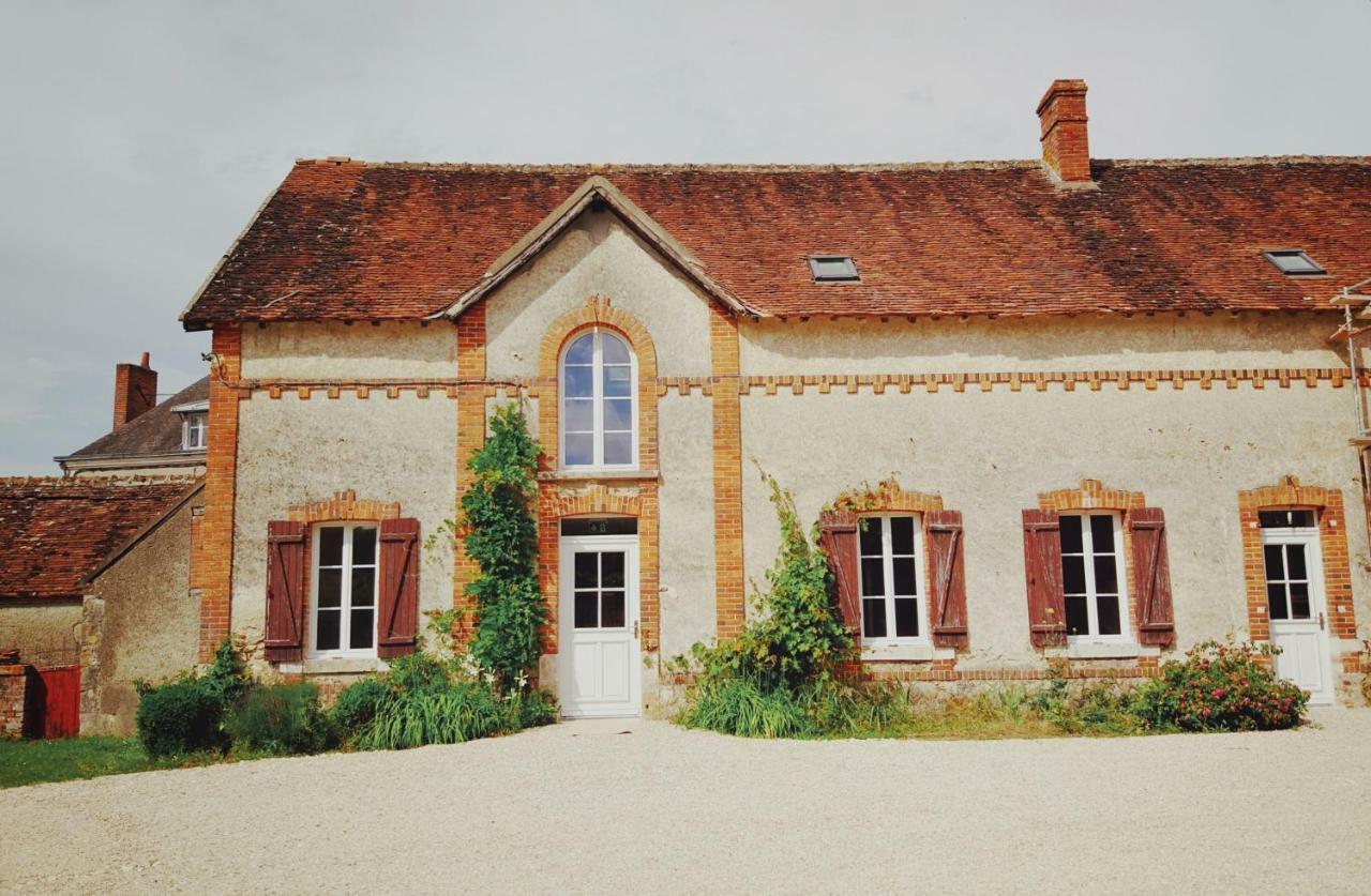Gite Du Chateau La Bussière Exterior foto